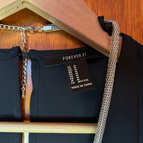 Deep V Black Jumpsuit with Sheer Sleeves by Forever 21 - Picture 4 of 10